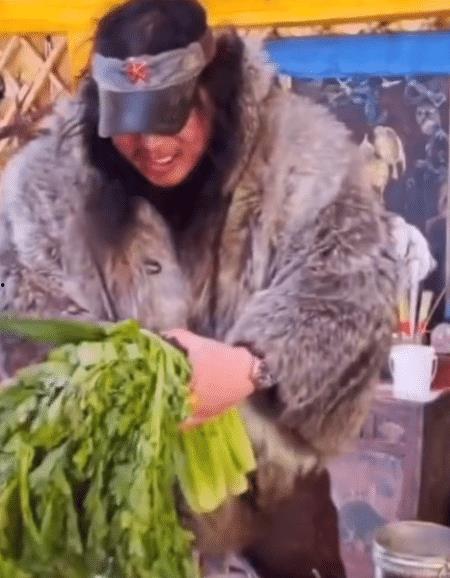 毛子哥测试国产头盔视频,毛子哥亲证国产品质